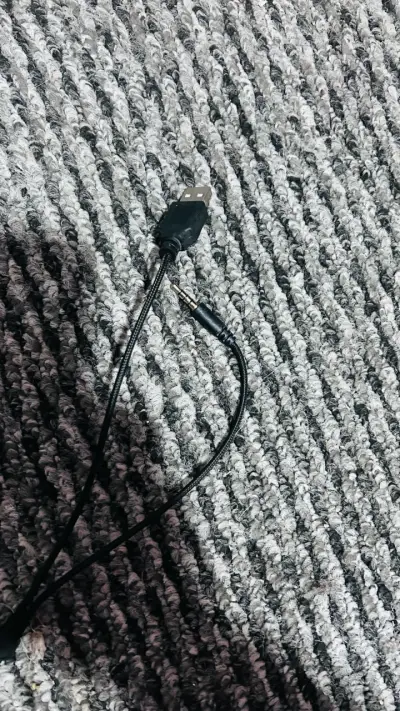 Audífonos con cable USB y jack 3.5mm - miniatura 2