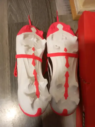 Botines de fútbol Adidas Predator rojos - miniatura 3