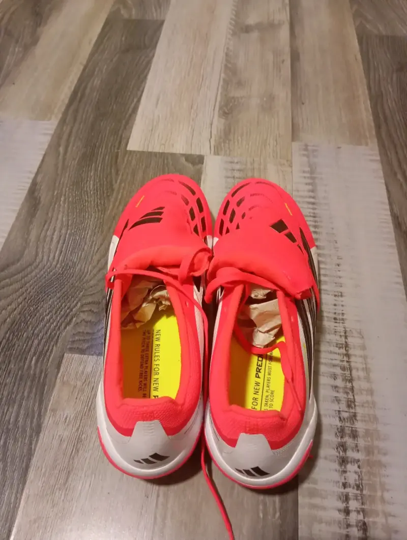 Botines de fútbol Adidas Predator rojos - 4