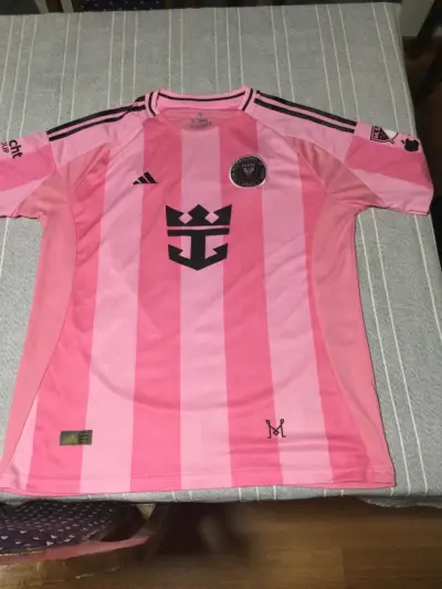 Camiseta Inter Miami Messi Rosa 2023 - miniatura 1