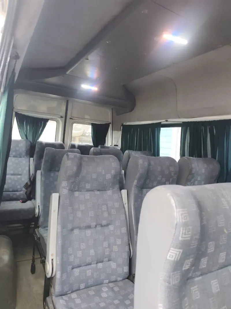 Furgón Mercedes-Benz Sprinter 313 CDI - 4
