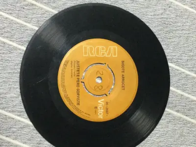 Disco de vinilo Bigote Arrocet Juistete Pero Gorviste - miniatura 2