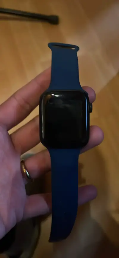 Apple Watch SE 44 mm - miniatura 1