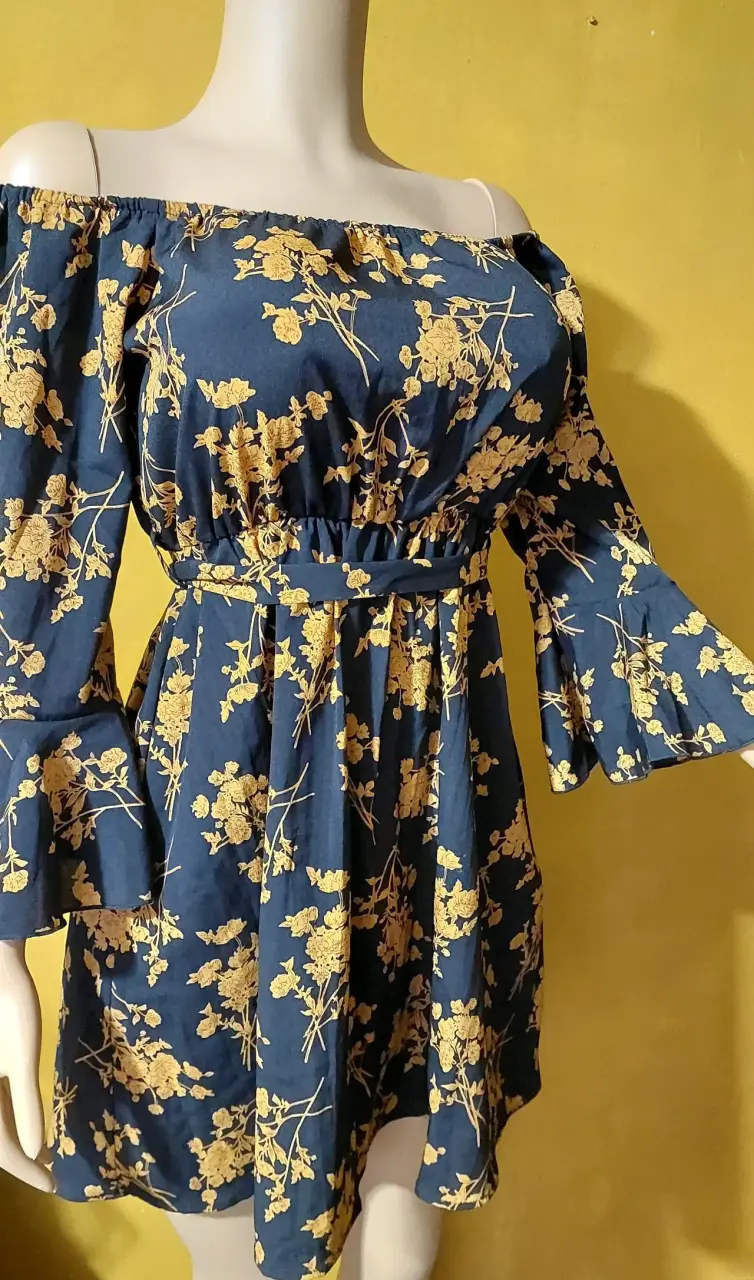 Vestido floral shein con hombros descubiertos - 6