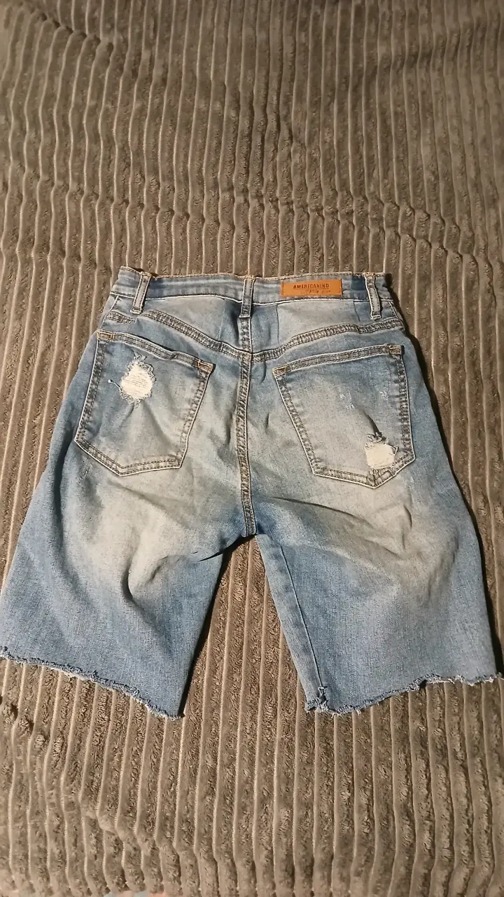 Bermudas de mezclilla con bordado de aves - 2
