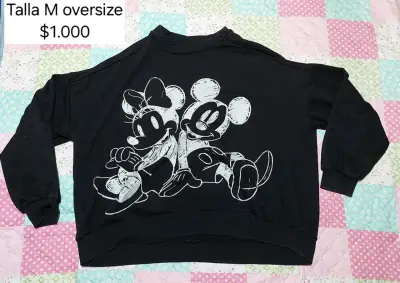 Polerón negro oversize con diseño de personajes - miniatura 1