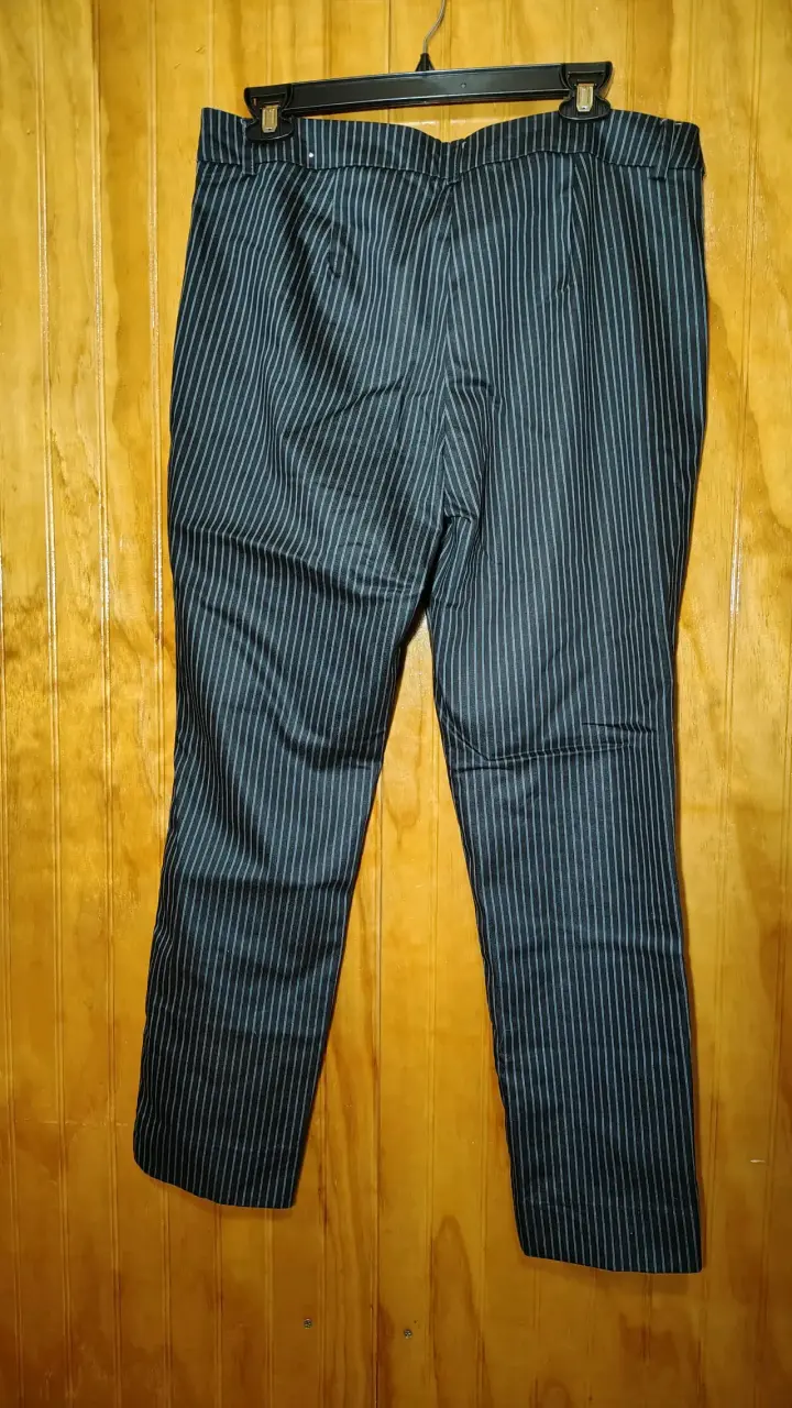 Pantalones de vestir a rayas - 2