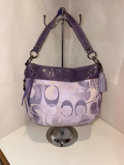 Bolso de hombro Coach morado con diseño clásico - miniatura 1