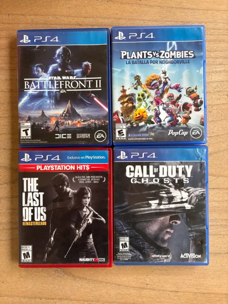 Consola PS4 con tres controles Monster Games - 5