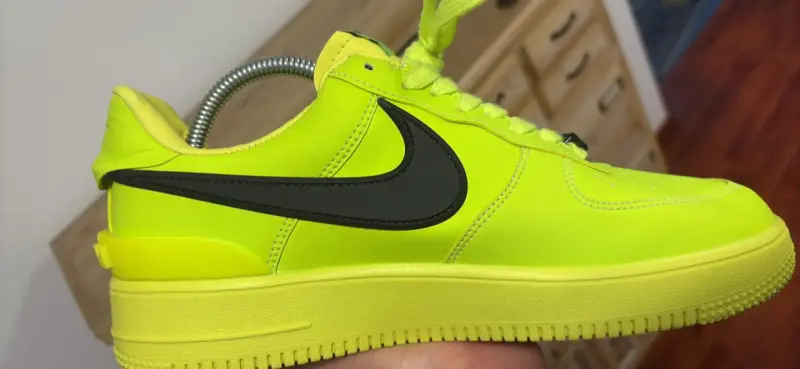 Zapatillas Nike Air Force 1 Amarillas - 2