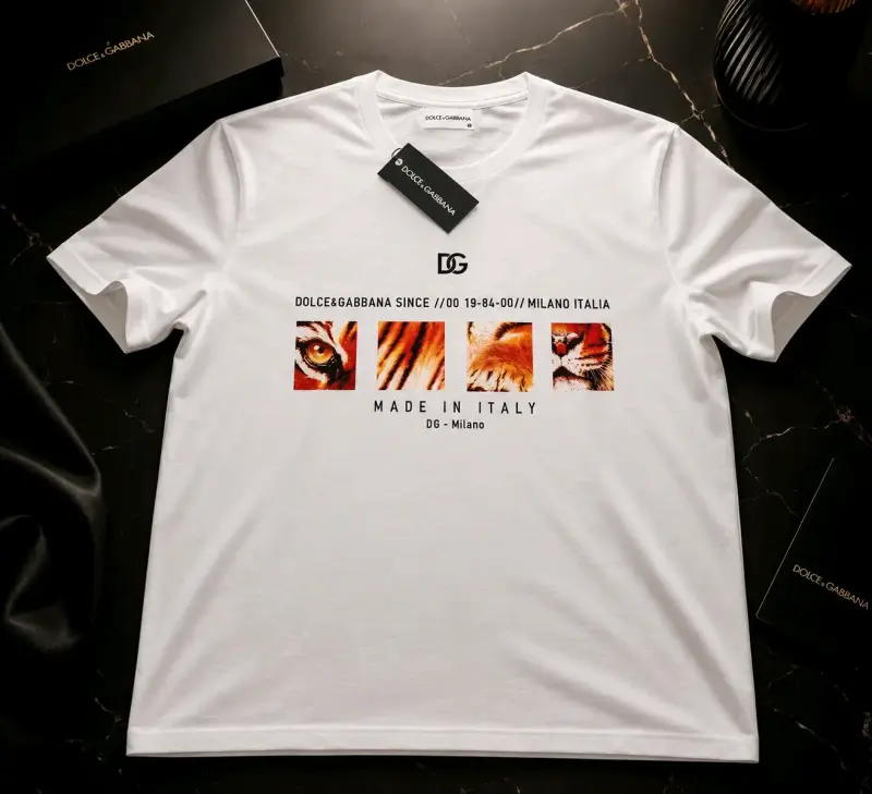 Polera blanca Dolce & Gabbana con diseño de tigre