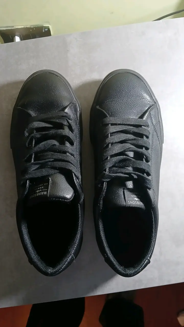 Zapatillas negras de cuero Maui & Sons - 3