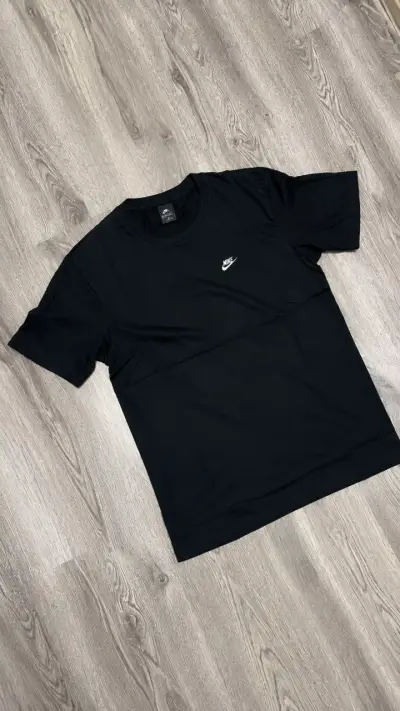 Últimas poleras Nike, jordan y lacoste - miniatura 3