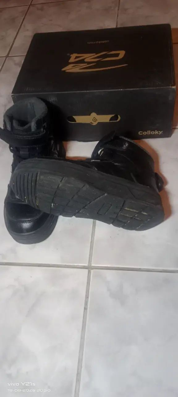 Zapatillas negras de cuero para niñas Colloky - 4