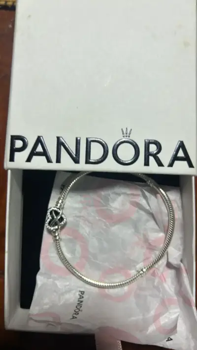 Pulsera de plata Pandora con cierre de corazón - miniatura 2