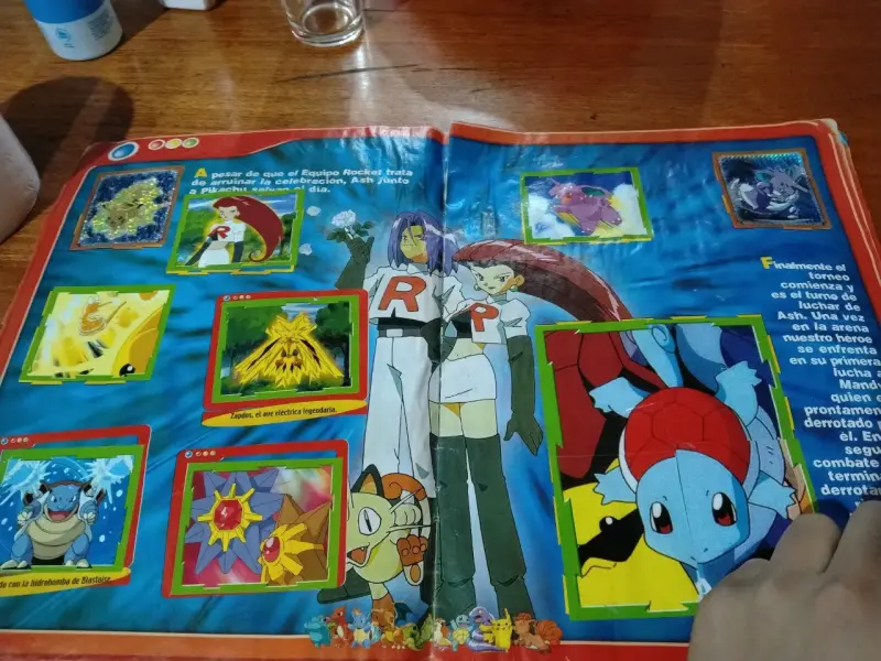 Álbum de cromos Pokémon 3 de Salo - 6