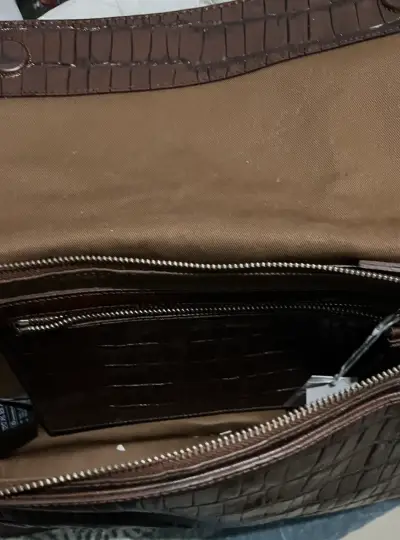 Cartera de cuero marrón estilo cocodrilo NUEVA - miniatura 6