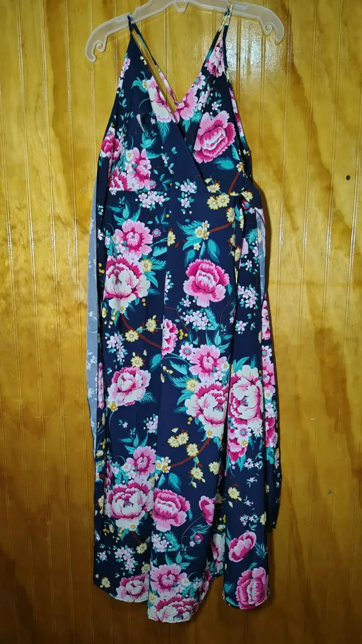 Vestido largo floral con tirantes - 1