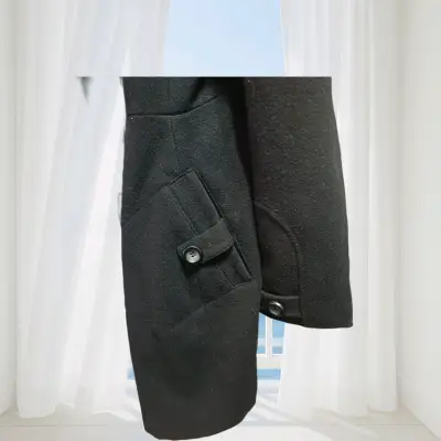Abrigo negro elegante para mujer - miniatura 3