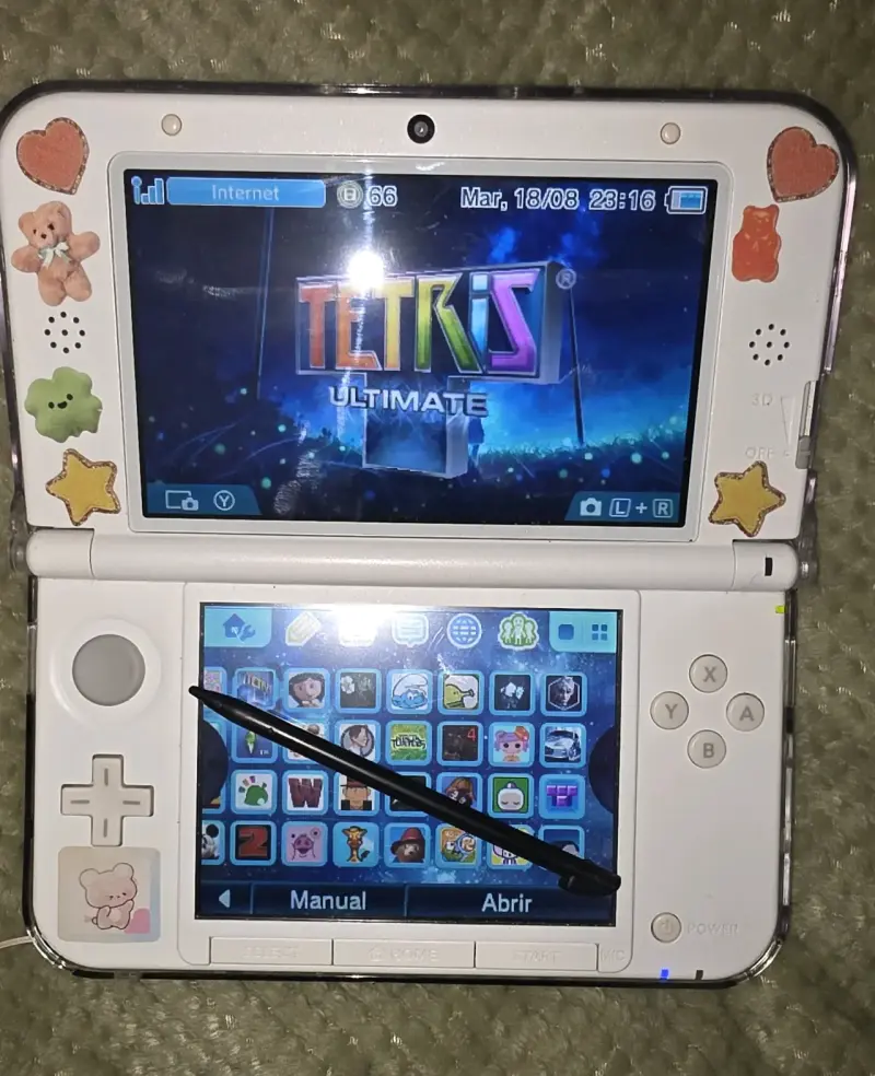 Consola portátil Nintendo 3DS XL blanca - 1