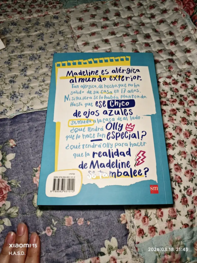 Libro 'Todo Todo' de Nicola Yoon en español - 2