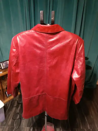 Chaqueta de cuero roja de la marca Paco cueros - miniatura 6