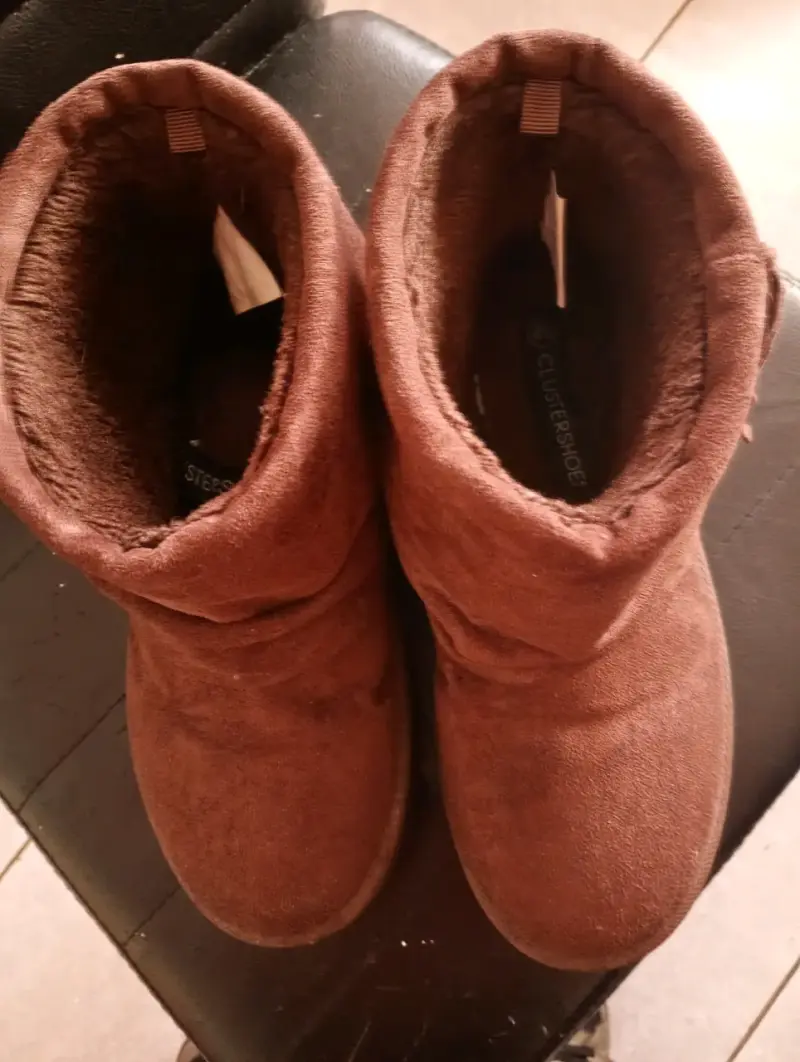 Botines de gamuza marrón con flecos para mujer - 1