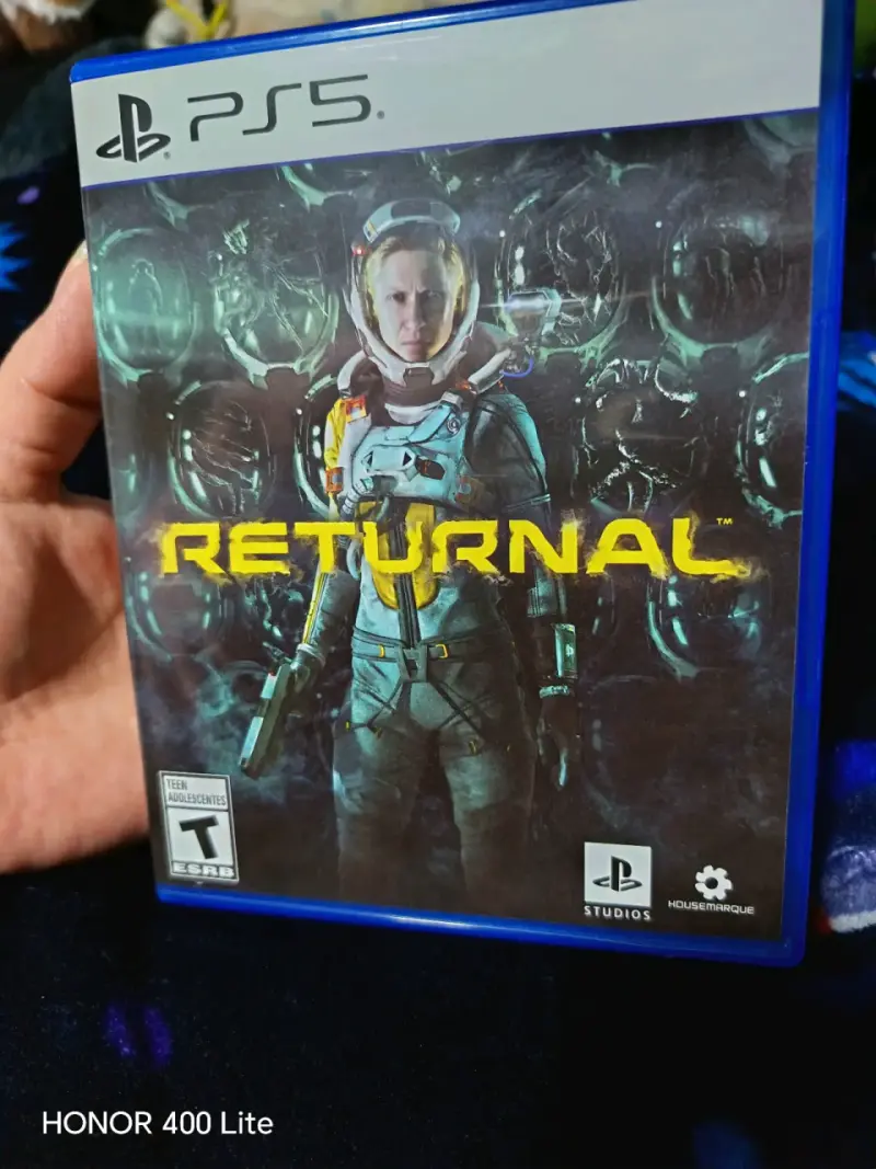 Juego PS5 Returnal,solo se puso una vez,está nuevo - 1
