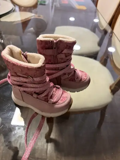 Botas para niña rosadas con forro interior - miniatura 4