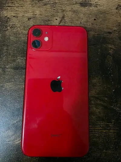 iPhone 11 rojo - miniatura 1