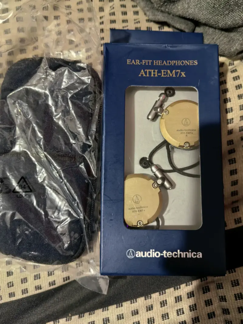 Auriculares Audio-Technica ATH-EM7x - Persona 3 - 1