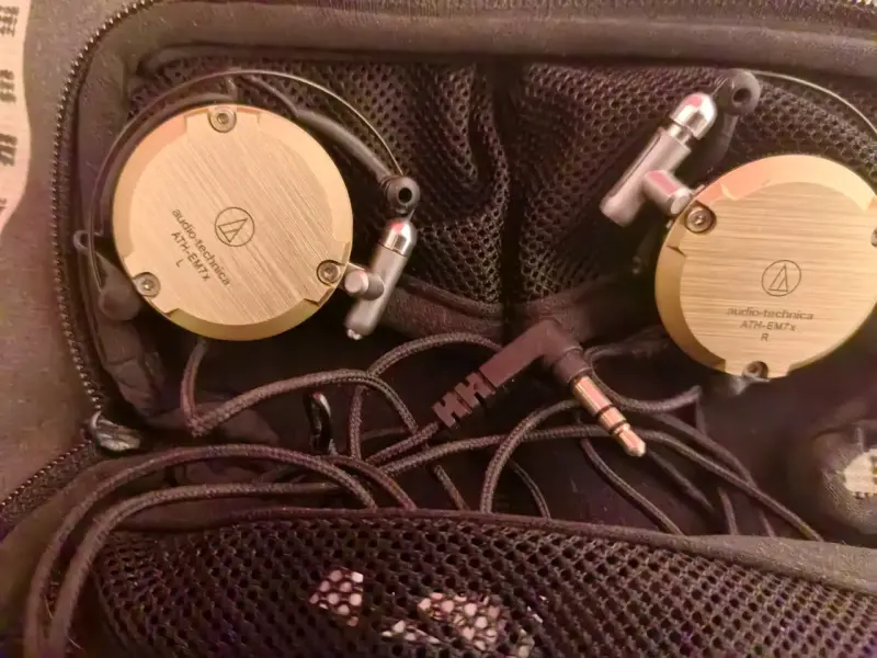 Auriculares Audio-Technica ATH-EM7x - Persona 3 - 2