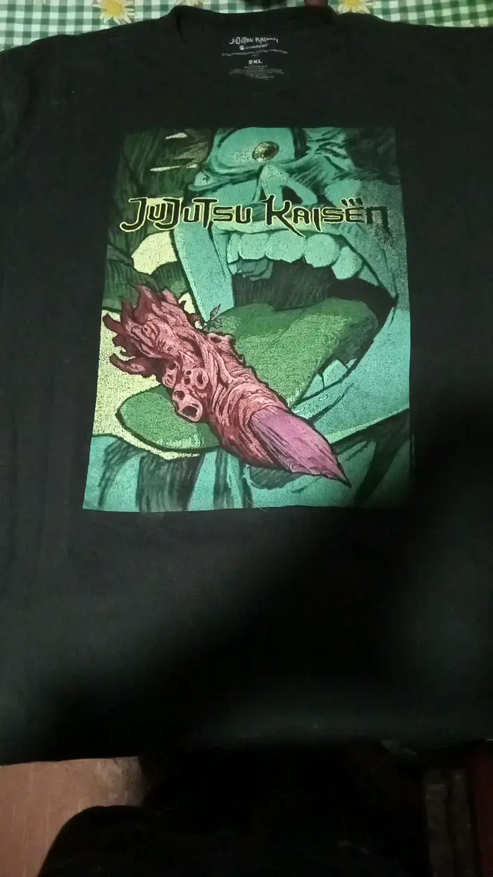 Polera Jujutsu Kaisen negra talla 2XL - 1