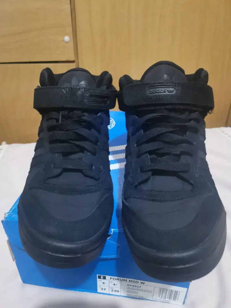 Zapatillas negras Adidas Forum Mid W - 5