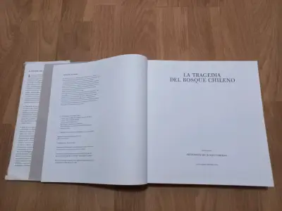 Libro 'La Tragedia del Bosque Chileno' en buen estado - miniatura 5