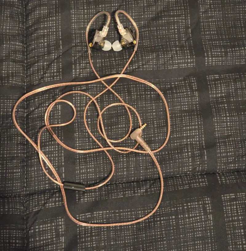 🎧 Audífonos KZ Castor HiFi 2 con Micrófono - 2