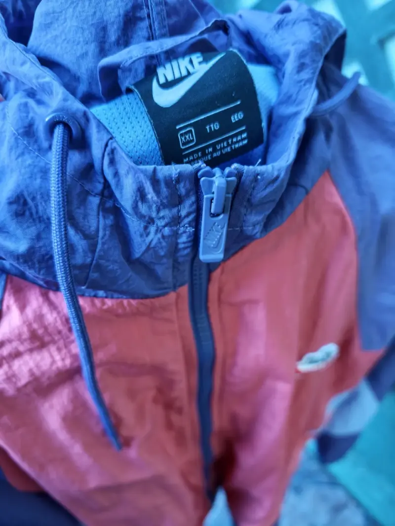 Chaqueta cortaviento Nike bicolor para hombre - 3