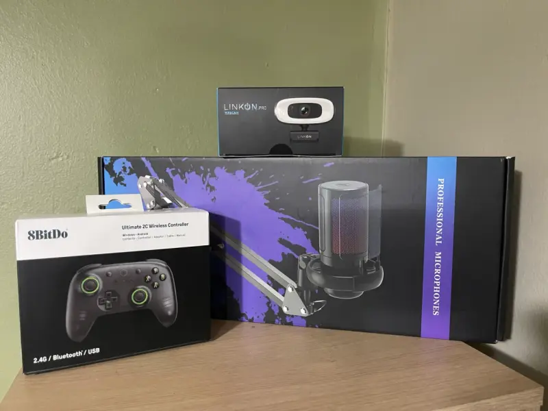 Set de micrófono, webcam y control 8BitDo - 1