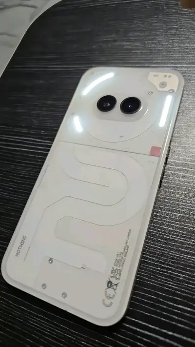 Celular nothing phone 2a - miniatura 3
