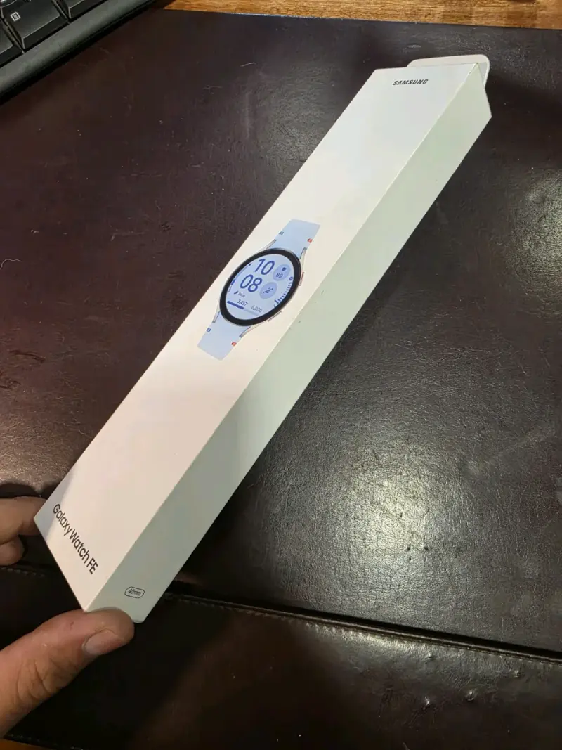 Samsung Galaxy Watch FE con correa azul - 3