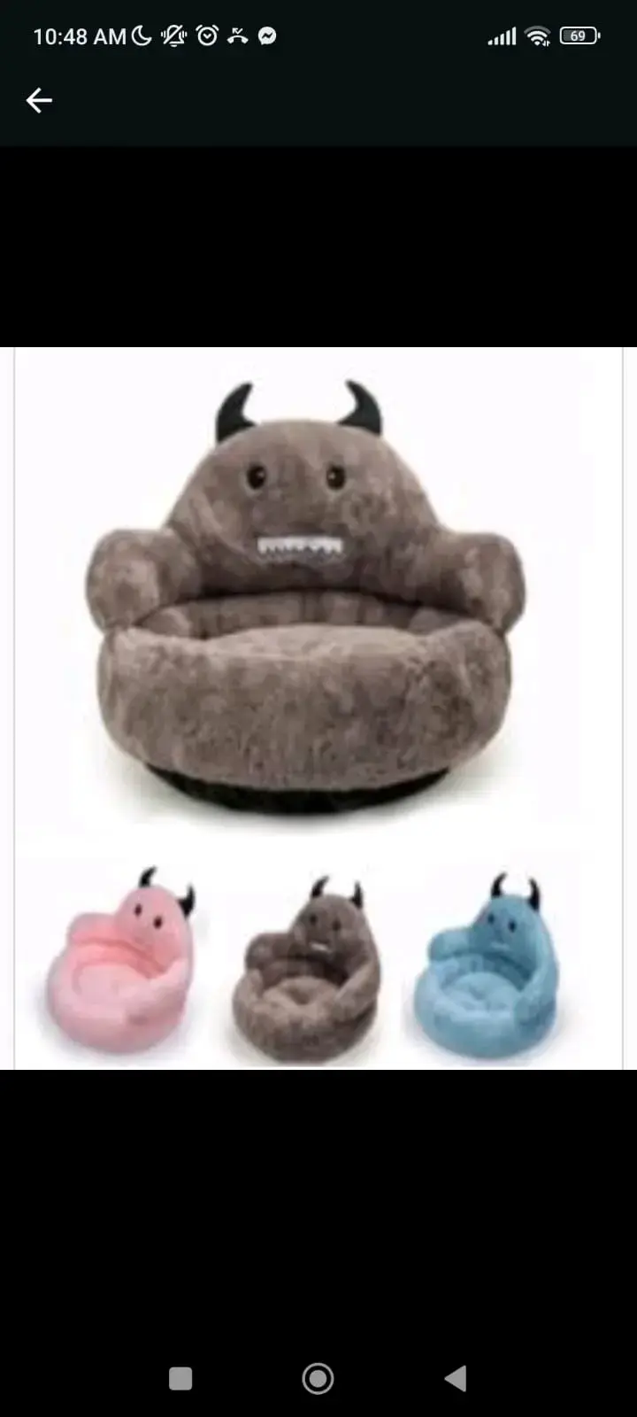 Sillón infantil de peluche con diseño de monstruo