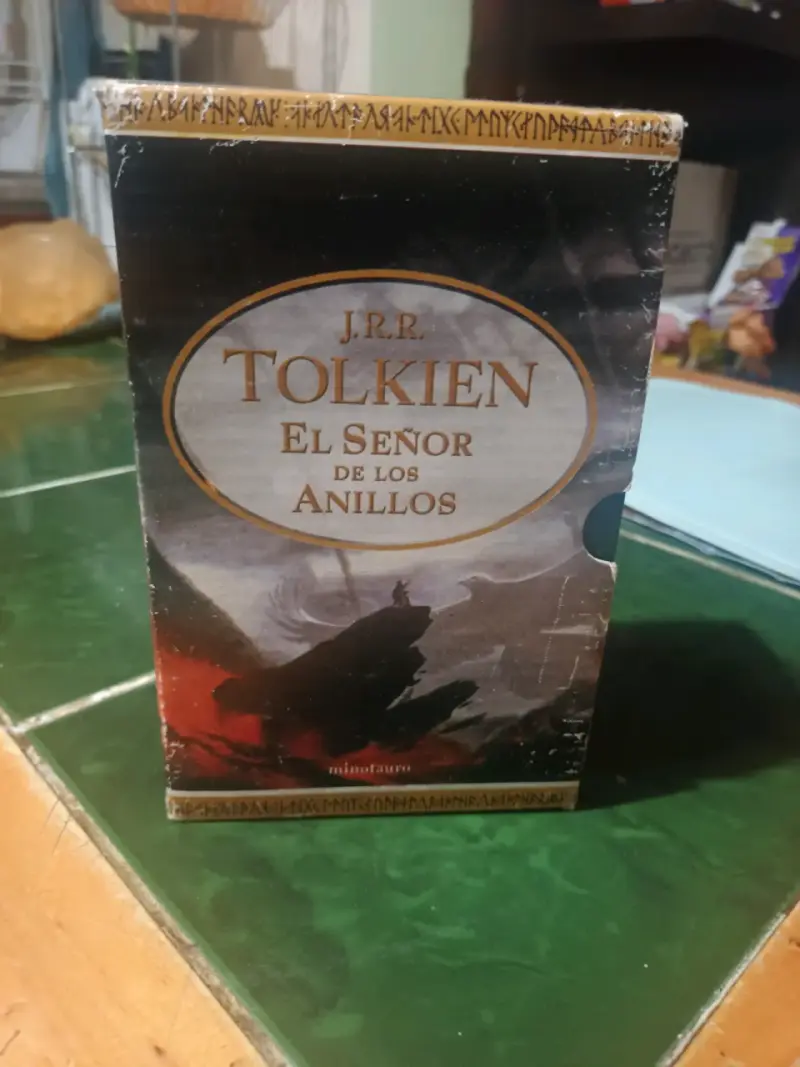 Trilogía El Señor de los Anillos de J.R.R. Tolkien - 2