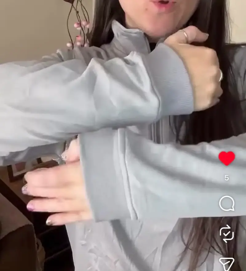 Polerón gris con cierre Under Armour para mujer - 3