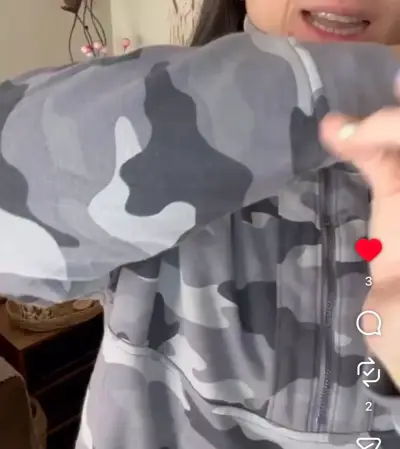 Polerón camuflado gris para mujer - miniatura 2