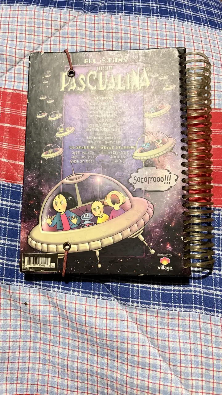 Agenda Pascualina 2001 con diseño de brujas - 5
