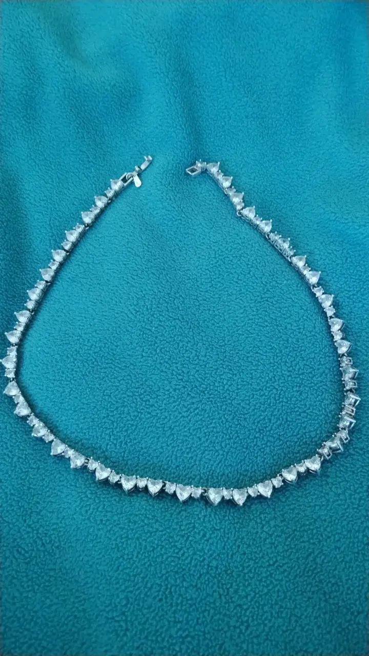 Collar de plata con piedras brillantes - 1
