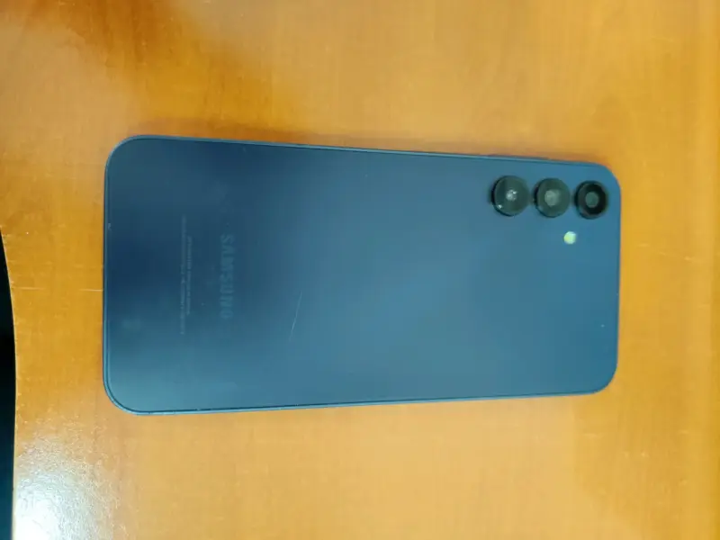 Smartphone Samsung Galaxy A 15 en buen estado - 2