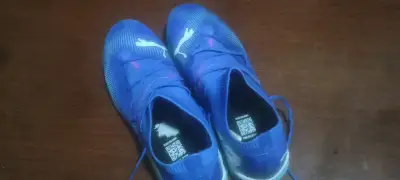 Zapatillas de fútbol Puma azules para hombre - miniatura 2