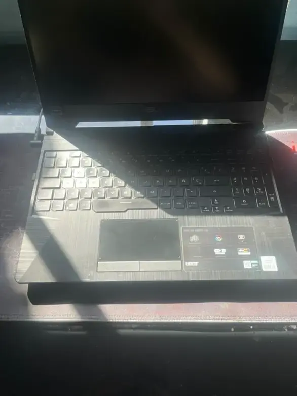 Laptop ASUS TUF Gaming en buen estado - 5