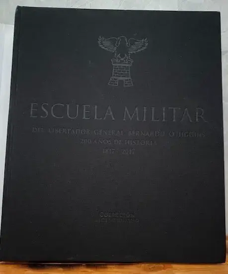 Libro Escuela Militar 200 Años de Historia - 2
